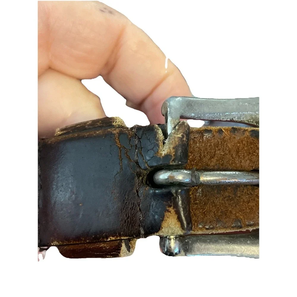 Thrashed ! VTG Ole Miss Genuine Brown Leather Belt Size 40 ‎ Loved & Worn! READ